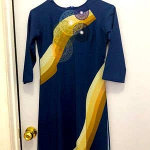 Vietnamese ao dai